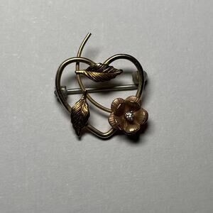 Krementz Brooch Rose Gold Tone Women’s Jewelry Small Brooch Vintage